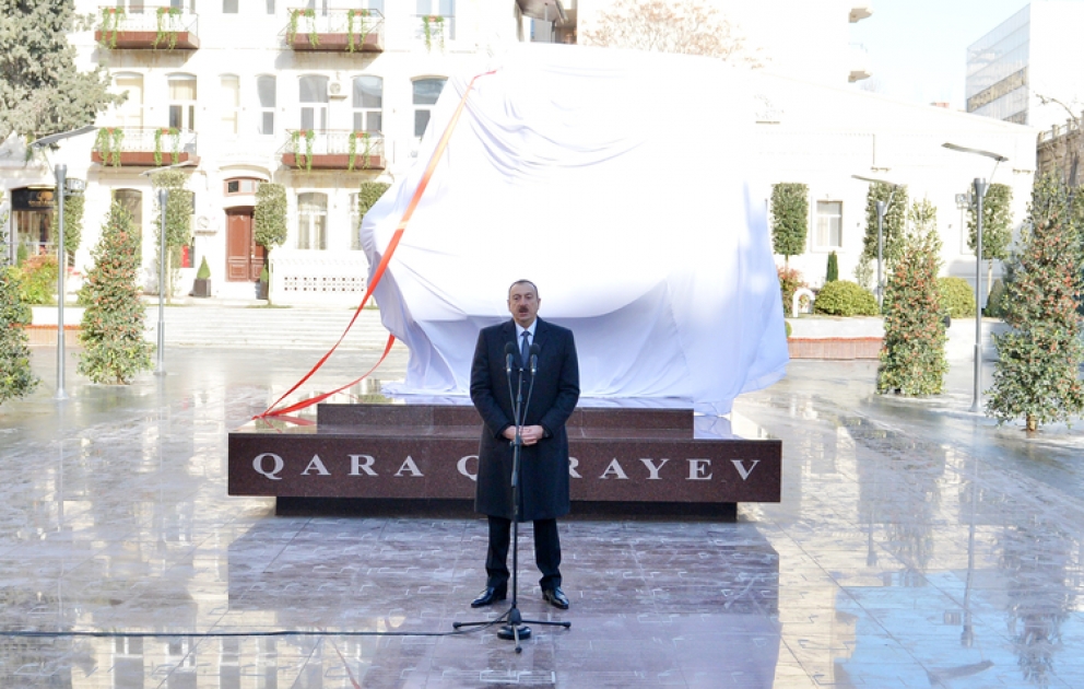 Le président azerbaïdjanais Ilham Aliyev a assisté à l’inauguration du monument du grand compositeur azerbaïdjanais Gara Garayev à Bakou VIDEO