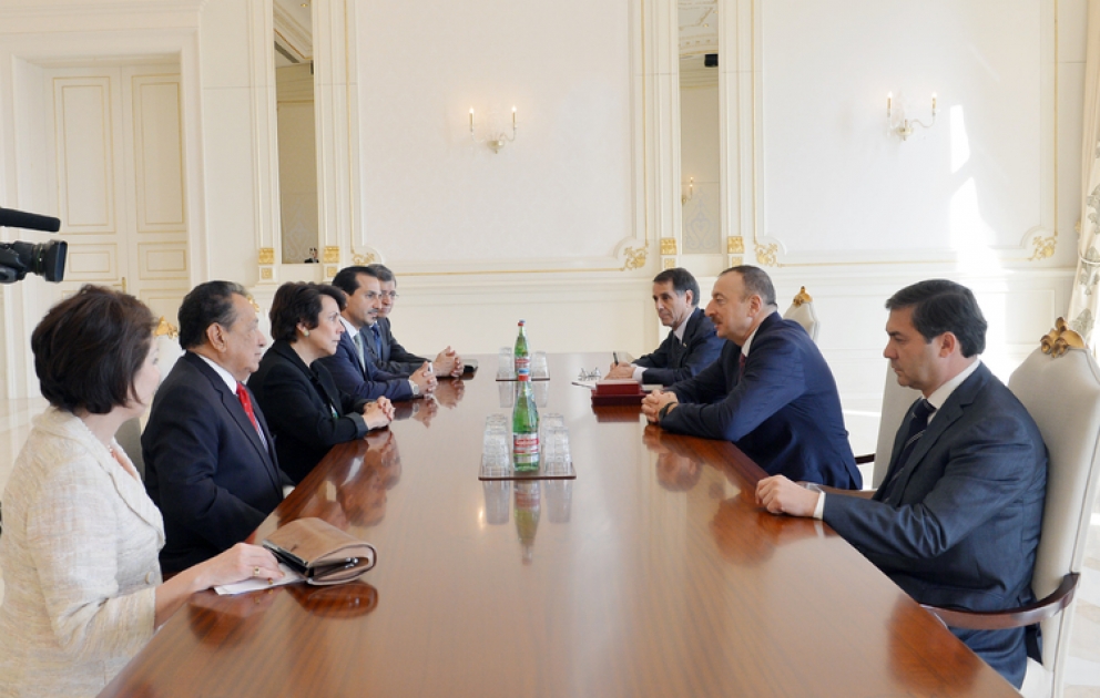 Azərbaycan Prezidenti İlham Əliyev Hondurasın xarici işlər və beynəlxalq əməkdaşlıq naziri Mireya Aquero de Korralesin başçılıq etdiyi nümayəndə heyətini qəbul etmişdir VİDEO