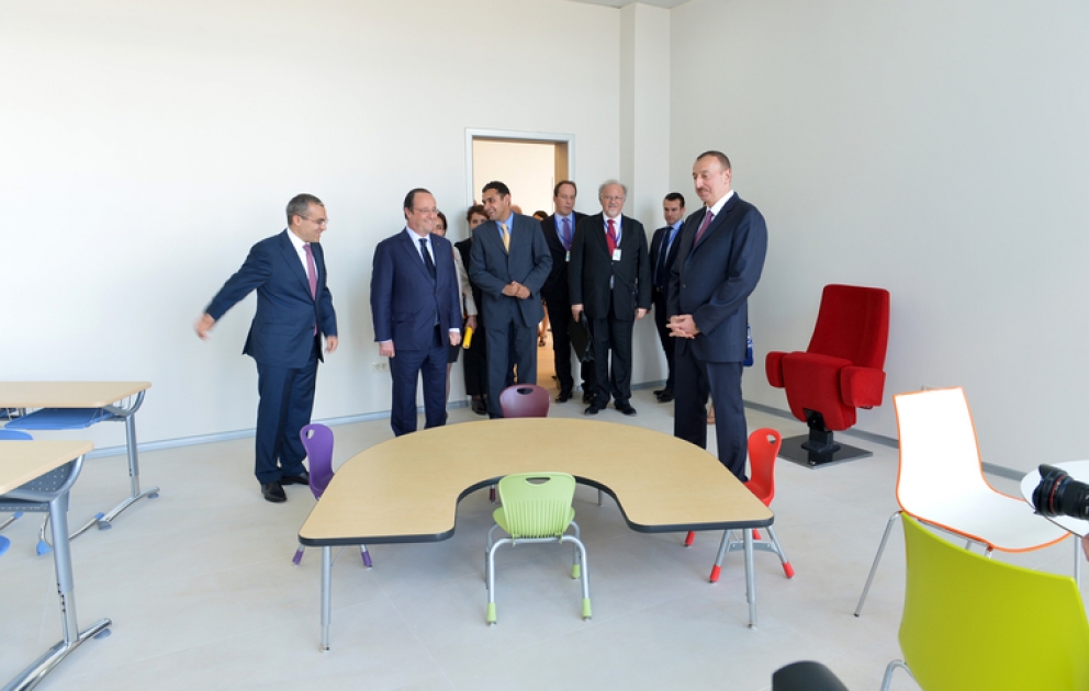 Fransa Prezidenti Fransua Ollandın Azərbaycana rəsmi səfəriAzərbaycan Prezidenti İlham Əliyev və Fransa Prezidenti Fransua Olland Bakı Fransız Liseyində aparılan tikinti işləri ilə tanış olmuşlar VİDEO