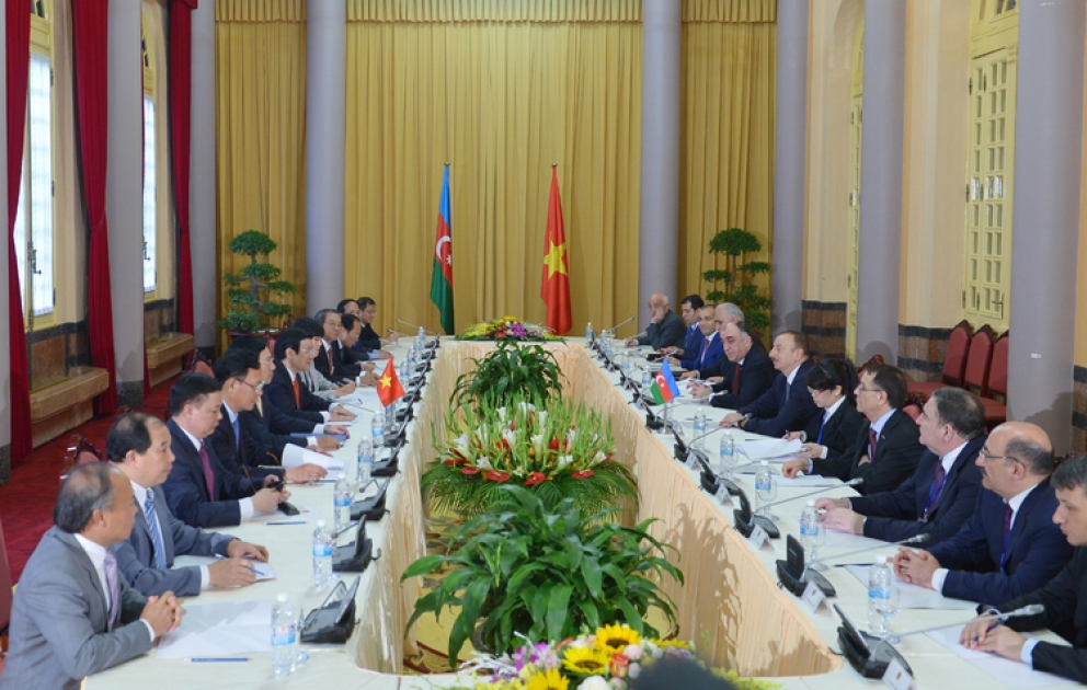 President Ilham Aliyev and President of the Socialist Republic of Vietnam Truong Tan Sang held a meeting in an expanded format VIDEO