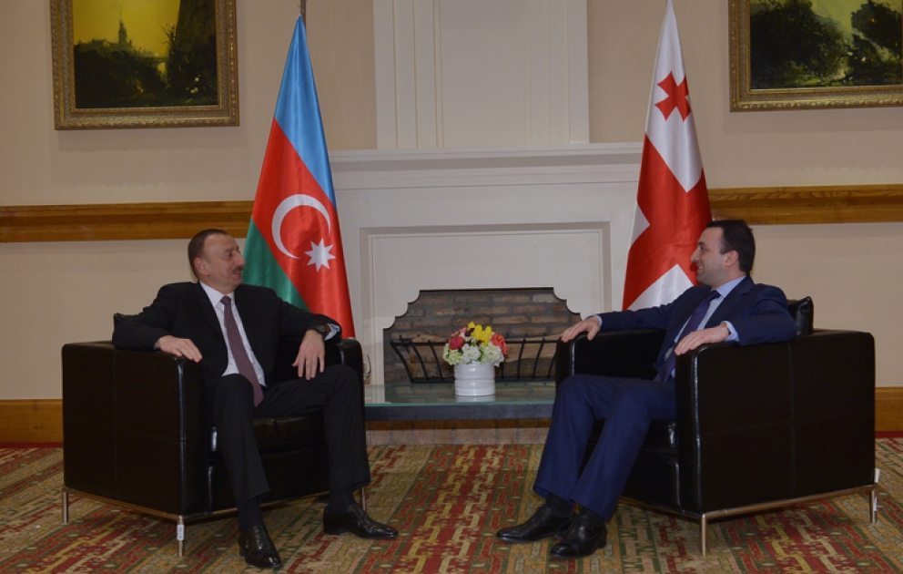 Le président azerbaïdjanais Ilham Aliyev s’est entretenu avec le Premier ministre géorgien Irakli Garibachvili VIDEO