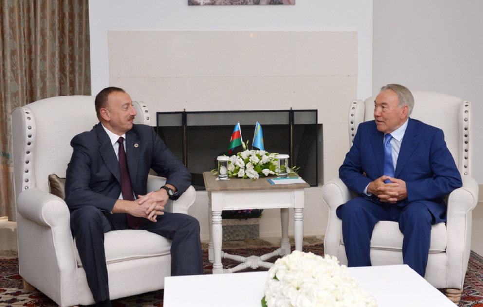 Azərbaycan Prezidenti İlham Əliyevin Qazaxıstan Prezidenti Nursultan Nazarbayev ilə görüşü olmuşdur VİDEO