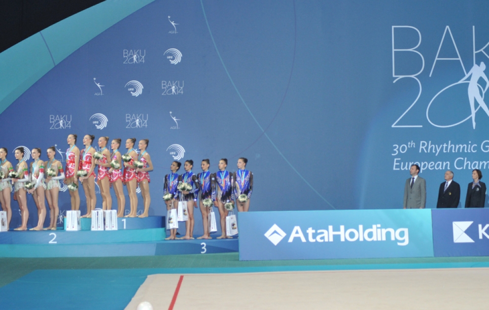 Bədii gimnastika üzrə Bakıda keçirilmiş Avropa çempionatında qrup hərəkətləri üzrə böyüklərdən ibarət Rusiya millisi qızıl medal qazanmışdır VİDEO
