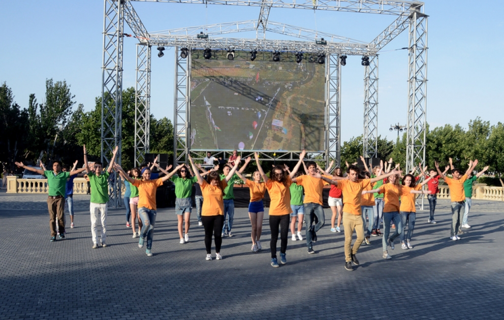 Dənizkənarı Milli Parkda gənclərin Olimpiya və sağlamlıq festivalı keçirilmişdir VİDEO