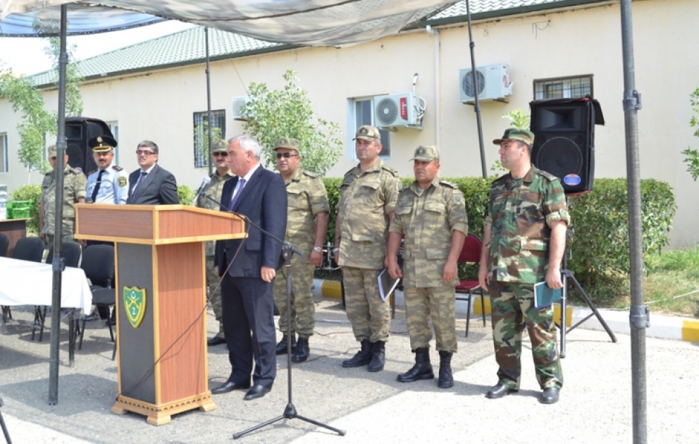 Füzuli ictimaiyyətinin nümayəndələri cəbhə xəttində xidmət edən əsgərlərlə görüşmüşlərVİDEO