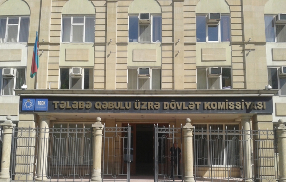 Ümumi orta təhsil bazasında orta ixtisas təhsili müəssisələrinə qəbul olunan abituriyentlərin qeydiyyatı başlanmışdır VİDEO