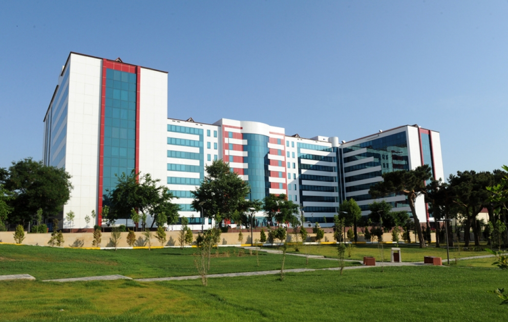 Silahlı Qüvvələrin Baş Klinik Hospitalına gətirilən yaralıların heç birinin həyatı üçün təhlükə yoxdur VİDEO