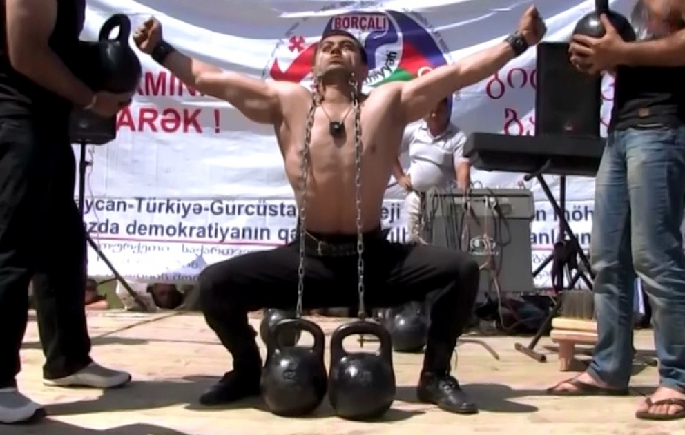 Qubalı pəhləvanın adı “Ginnesin Rekordlar Kitabı”na düşməyə namizəd oldu VİDEO