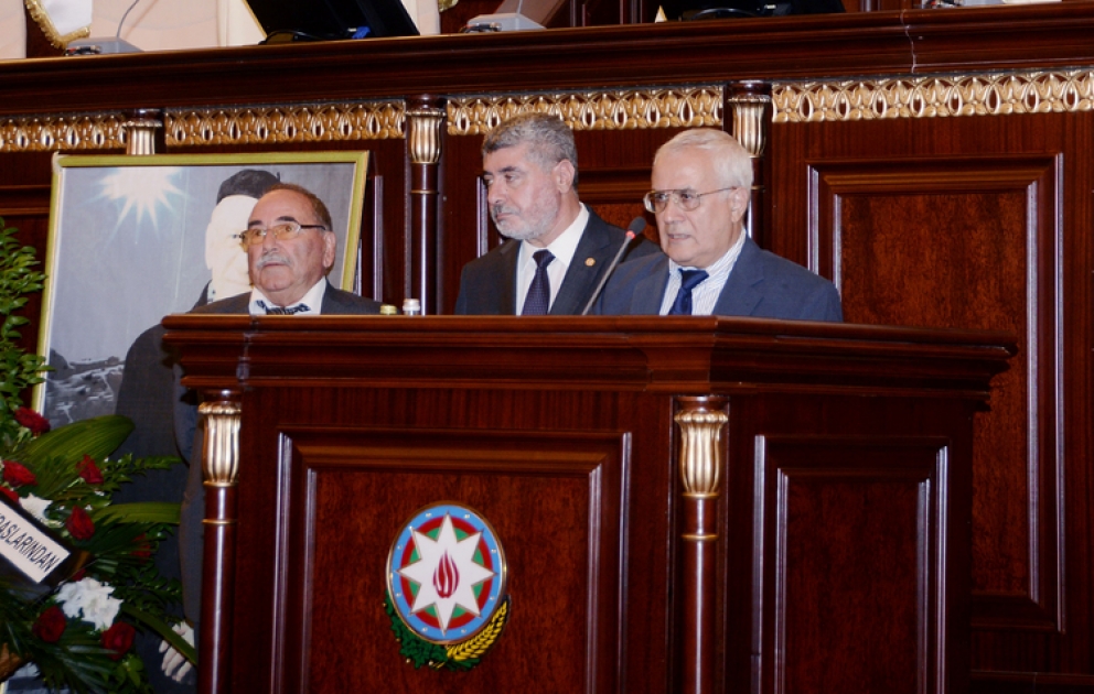 Görkəmli alim, dünya şöhrətli cərrah Cavad Heyət son mənzilə yola salındı VIDEO