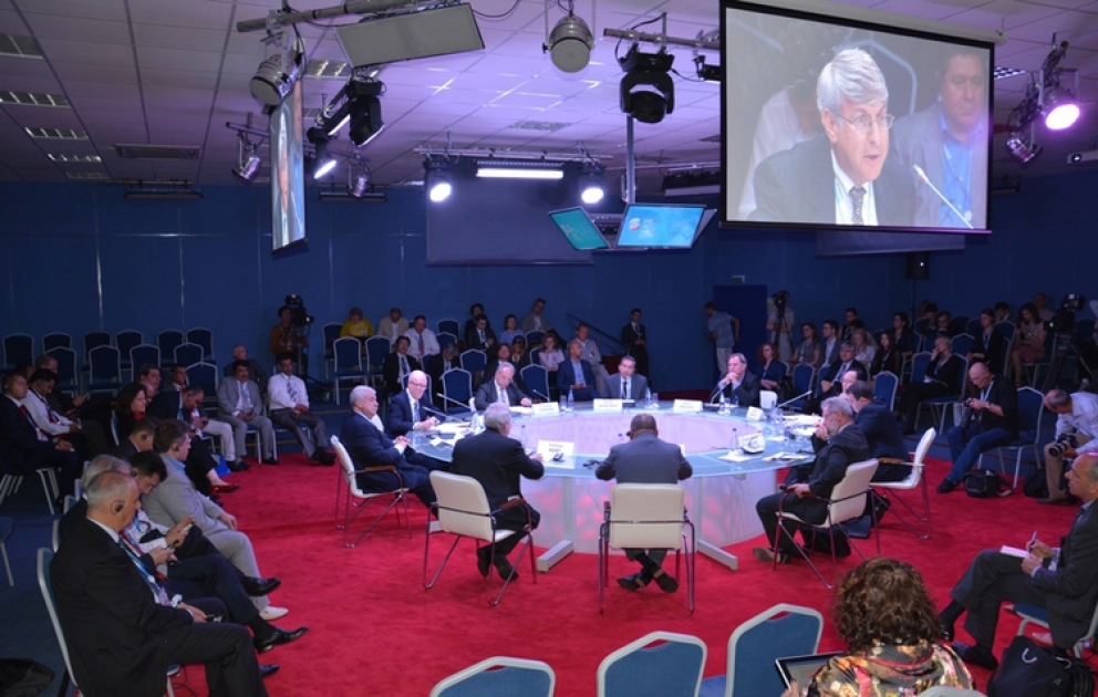 St. Petersburg International Economic Forum features session on media transformation trends and prospects VIDEO