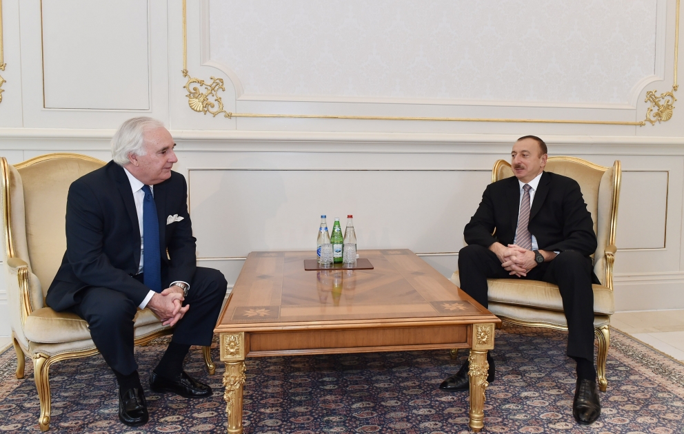 Prezident İlham Əliyev İspaniyanın Azərbaycanda yeni təyin olunmuş səfirinin etimadnaməsini qəbul edib VİDEO