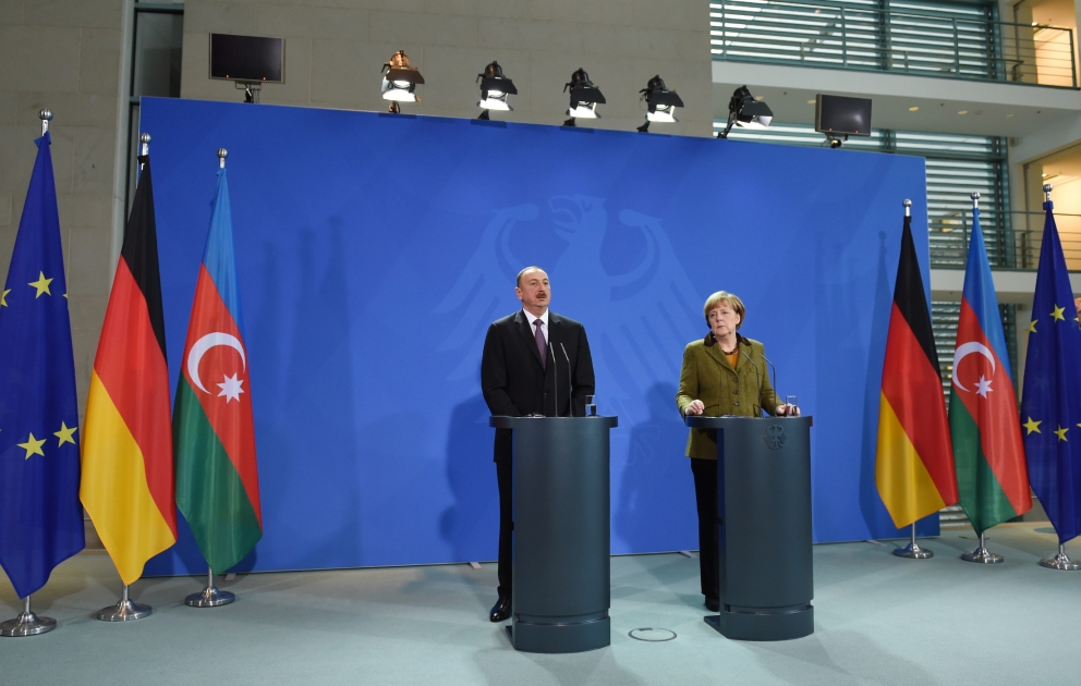 Azərbaycan Prezidenti İlham Əliyevin və Almaniyanın Kansleri Angela Merkelin mətbuat konfransı VİDEO