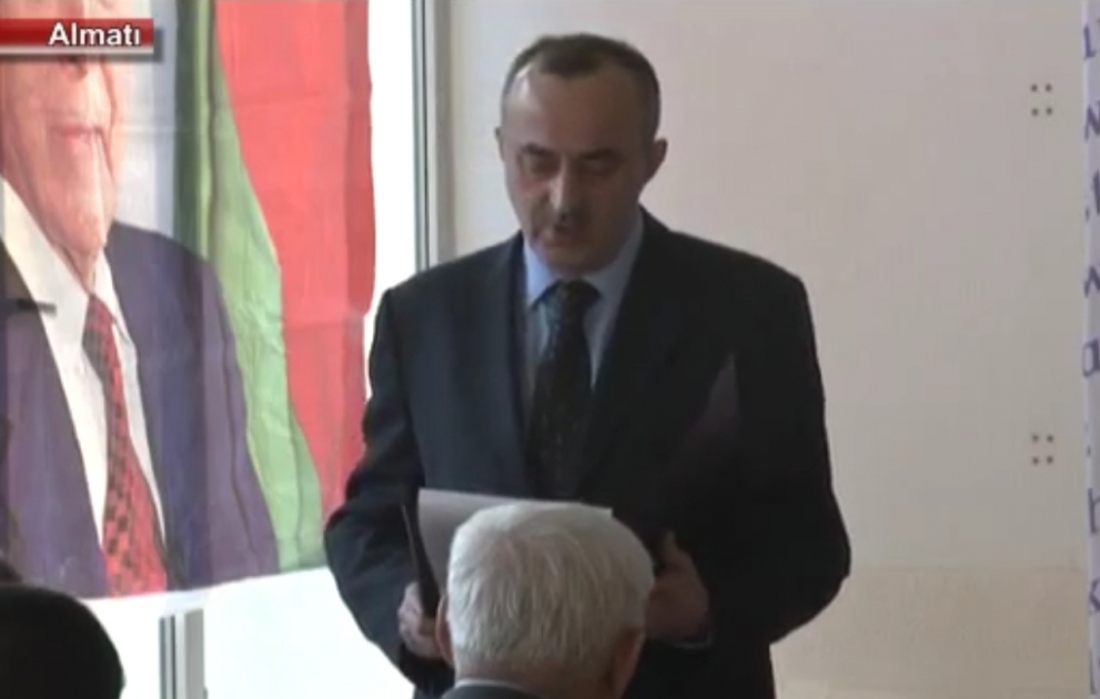 20 Yanvar şəhidlərinin xatirəsi Almatıda da anılıb VİDEO