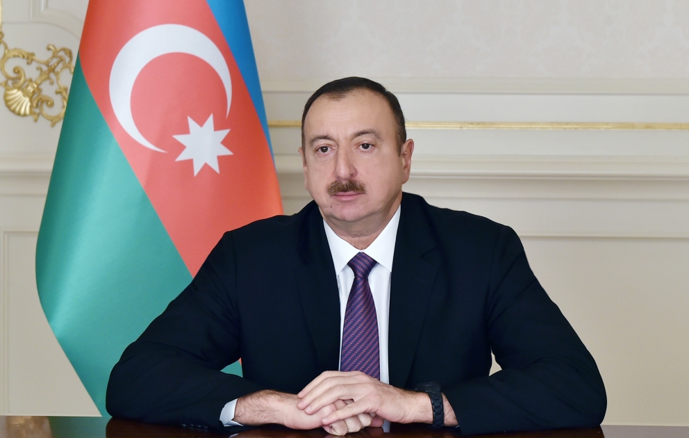 Prezident İlham Əliyevin Dünya Azərbaycanlılarının Həmrəyliyi Günü və Yeni il münasibətilə Azərbaycan xalqına təbriki VİDEO