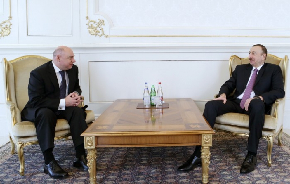 Президент Ильхам Алиев принял верительные грамоты новоназначенного посла Польши в Азербайджане ВИДЕО