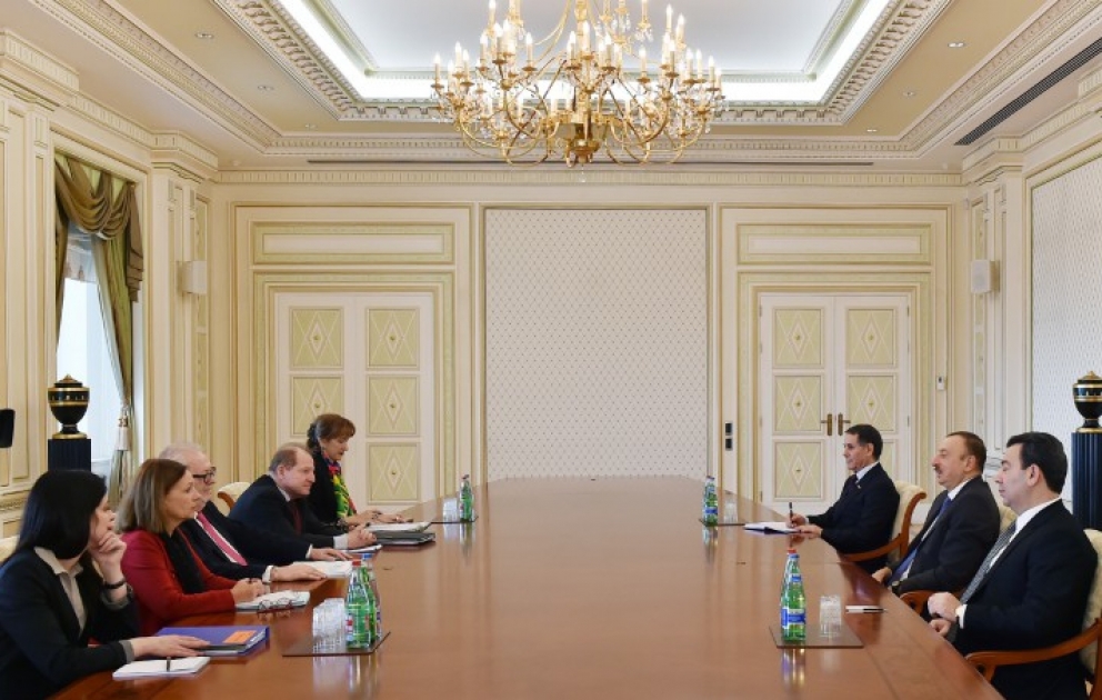 Präsident Ilham Aliyev hat eine Delegation um den Ko-Berichterstatter des PACE -Monitoringausschusses empfangen VIDEO