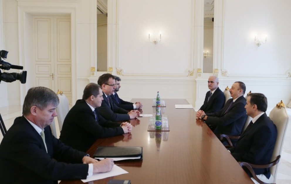 Le président azerbaïdjanais Ilham Aliyev a reçu une délégation conduite par le ministre tchèque de l’Industrie et du Commerce VIDEO