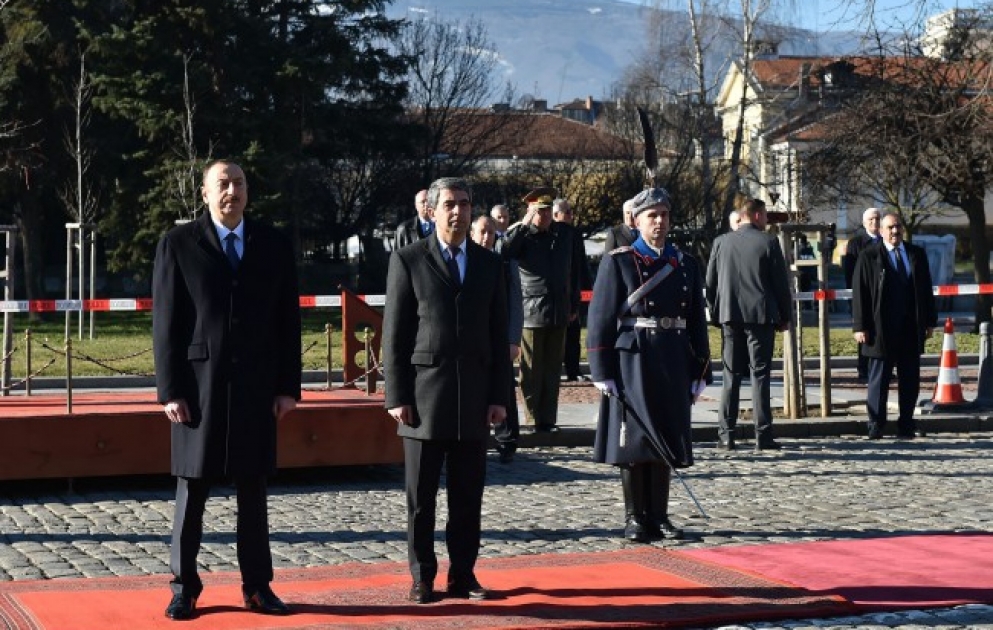 Cérémonie officielle d’accueil du président azerbaïdjanais Ilham Aliyev à Sofia VIDEO
