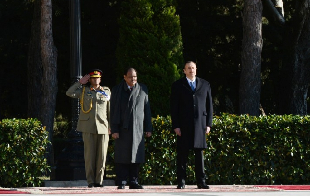 Cérémonie officielle d’accueil en l’honneur du président pakistanais Mamnoon Hussain VIDEO