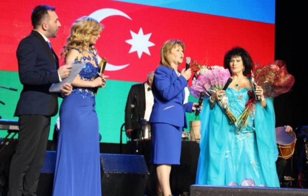 Nyu-Yorkda Zeynəb Xanlarovanın konserti anşlaqla keçib VİDEO