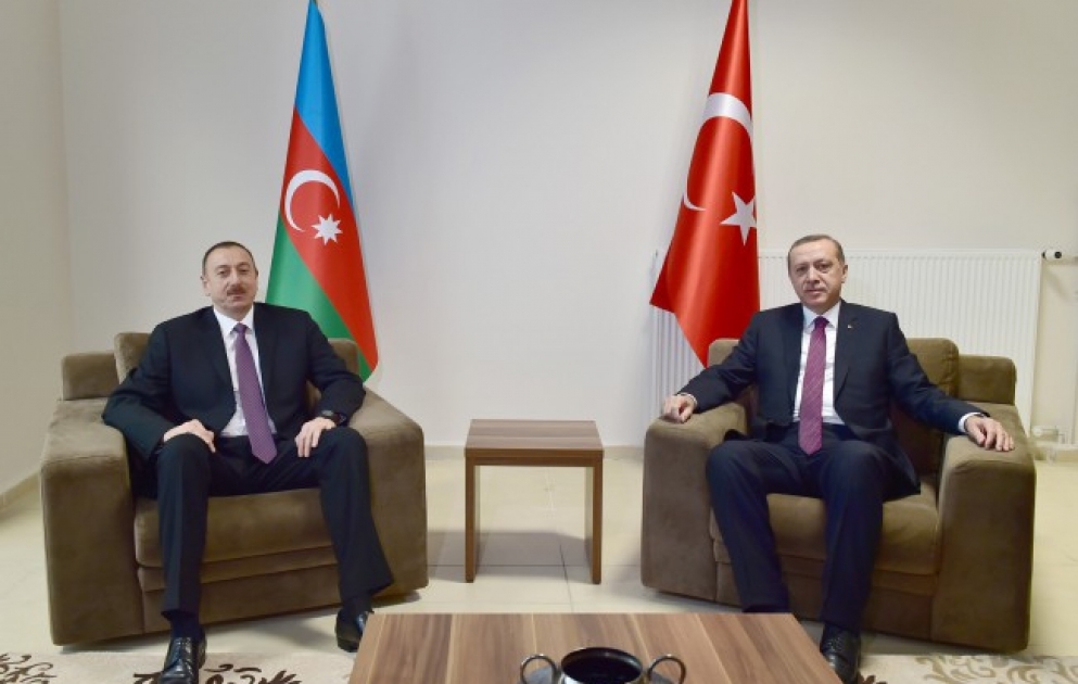Entretien du président azerbaïdjanais Ilham Aliyev avec son homologue turc Recep Tayyip Erdogan VIDEO