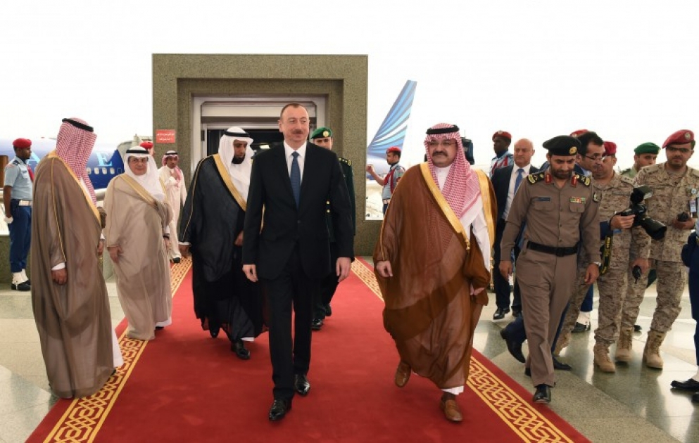 President Ilham Aliyev arrived in Jeddah from capital Riyadh VIDEO