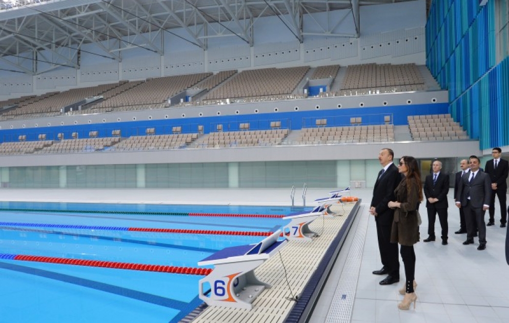 Aserbaidschans Präsident Ilham Aliyev hat die Eröffnungsfeier des Bakuer Wassersportpalastes besucht VIDEO