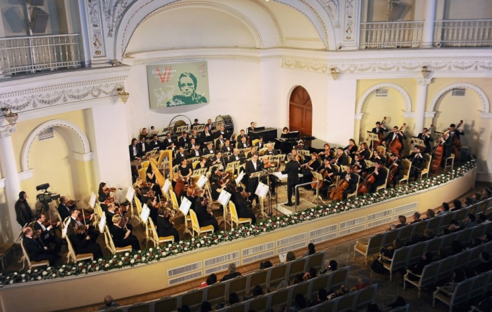 Bakıda Qara Qarayev VI müasir musiqi festivalının açılışı olub VİDEO