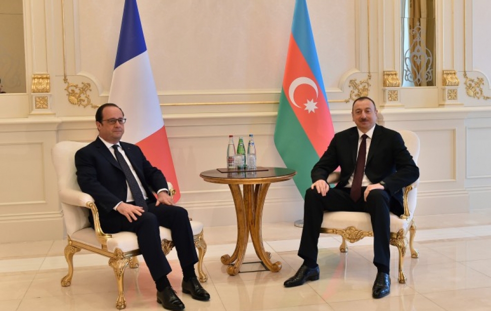Fransa Prezidenti Fransua Ollandın Azərbaycana işgüzar səfəriAzərbaycan Prezidenti İlham Əliyevin və Fransa Prezidenti Fransua Ollandın görüşü VİDEO