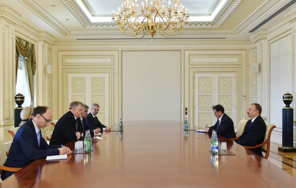 Le président Ilham Aliyev a reçu le représentant spécial de l'UE pour le Caucase du Sud et la crise en Géorgie VIDEO