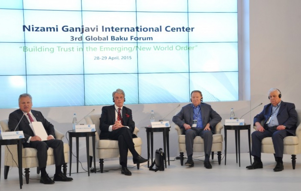 Les évaluations sur l'avenir de l'Ukraine débattues au Forum de Bakou VIDEO