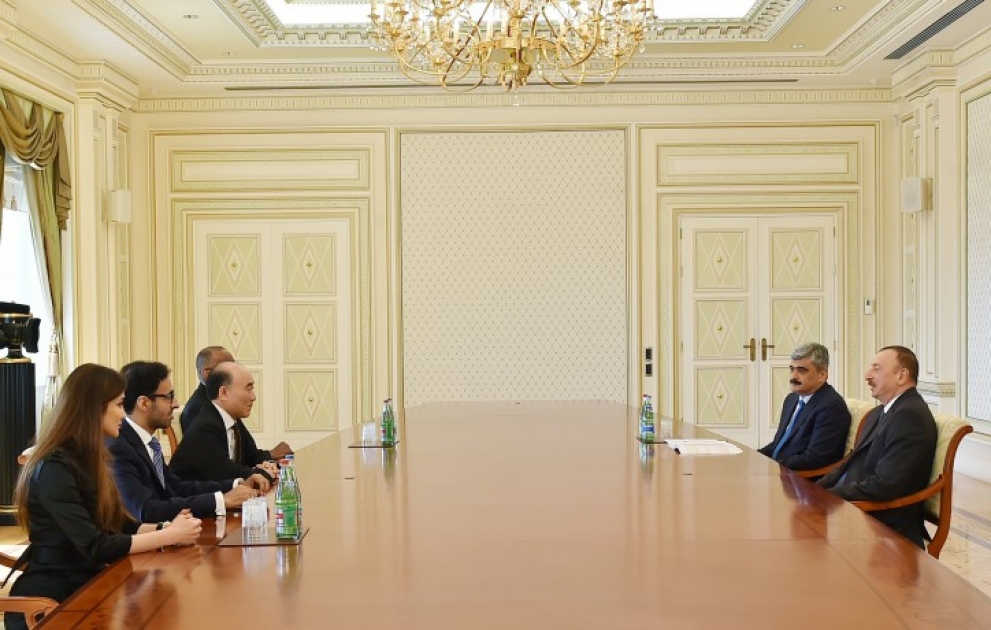 Präsident Ilham Aliyev hat eine Delegation geleitet vom stellvertretenden Geschäftsführer des Internationalen Währungsfonds empfangen VIDEO