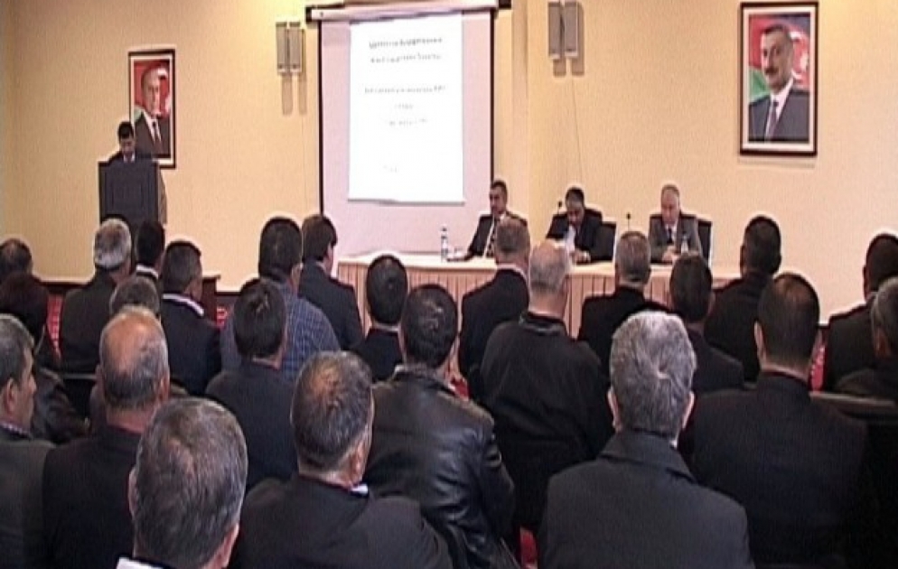 Fermerlər heyvandarlığın intensiv metodlarla inkişaf etdirilməsi yolları barədə məlumatlandırılıblar VİDEO