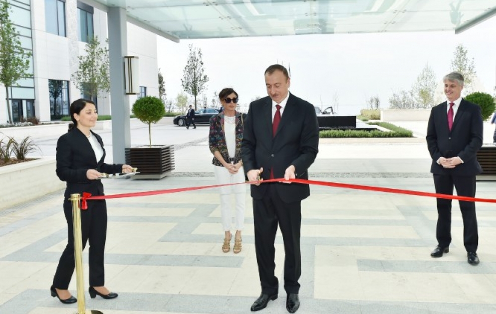 Le président azerbaïdjanais Ilham Aliyev à l’inauguration de «Boulevard Hôtel» à Bakou VIDEO