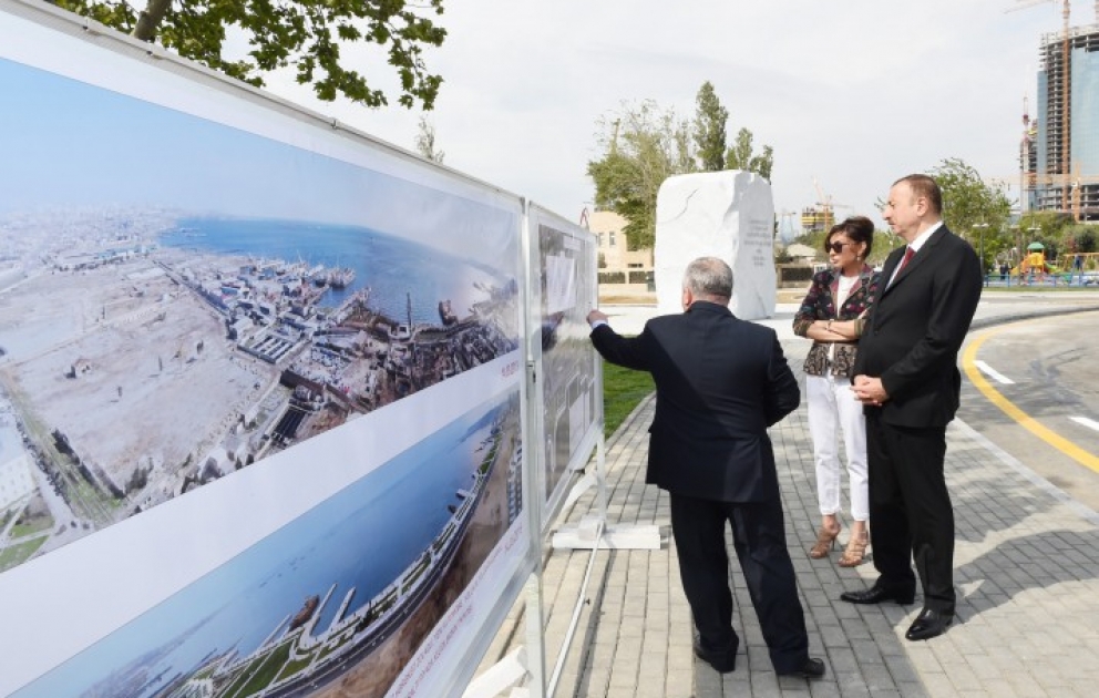 Le président azerbaïdjanais Ilham Aliyev inaugure la route construite au bord de la mer en parallèle avec l’avenue Frères Nobel à Bakou VIDEO