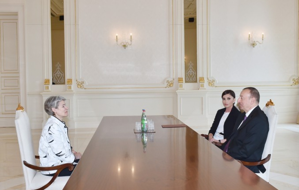 Aserbaidschans Präsident Ilham Aliyev hat die UNESCO-Generaldirektorin Frau Irina Bokova empfangen VIDEO