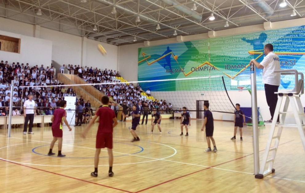 Sumqayıtın məktəbli voleybolçuları zona birinciliyinin qalibi olub VİDEO