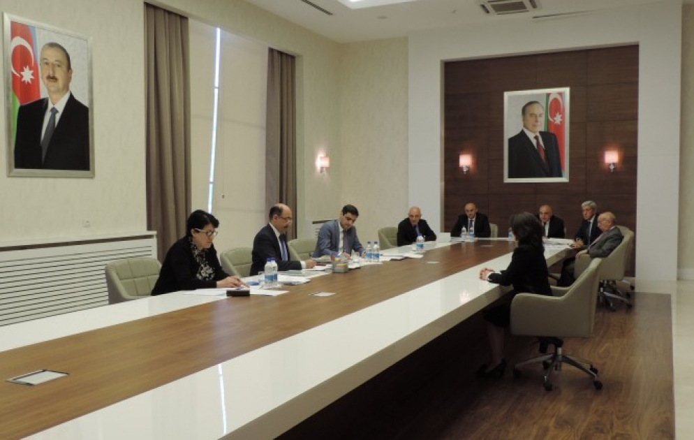 Mədəniyyət və turizm naziri Xızıda vətəndaşları qəbul edib VİDEO