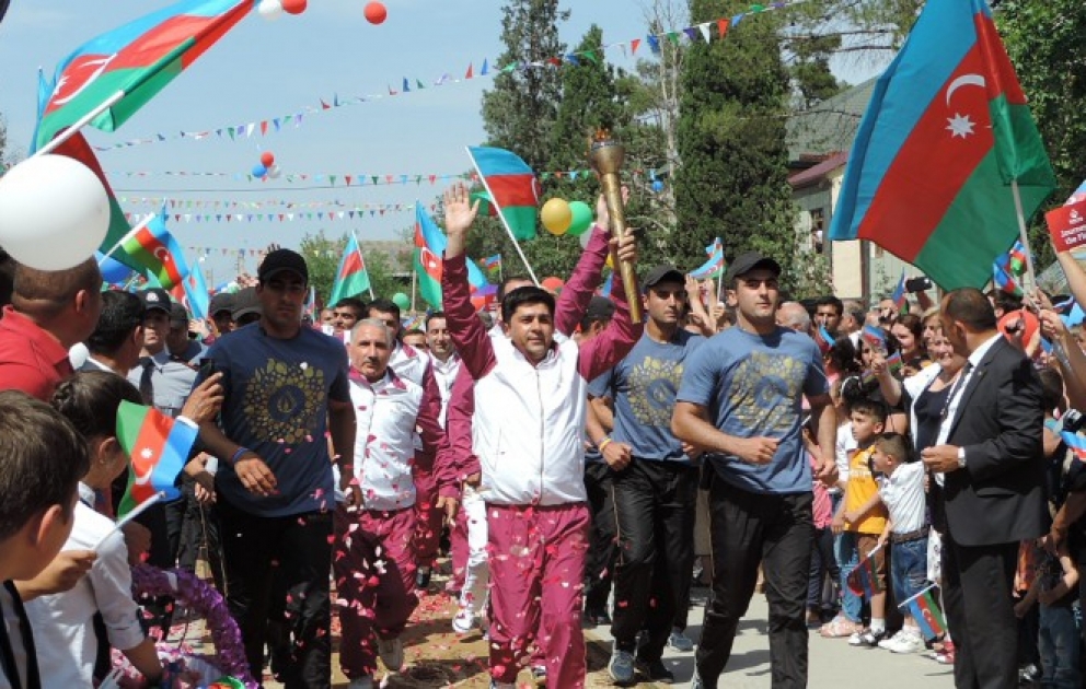 “Bakı-2015”-in məşəli Kürdəmirə bayram sevinci gətirdi VİDEO