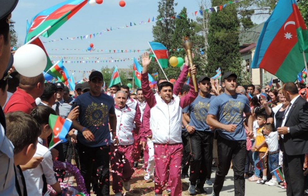 Baku 2015 flame lit up in Kurdamir VIDEO