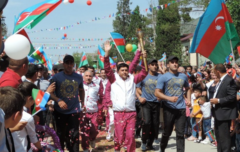 Fackel von „Baku-2015“ in Kurdamir VIDEO
