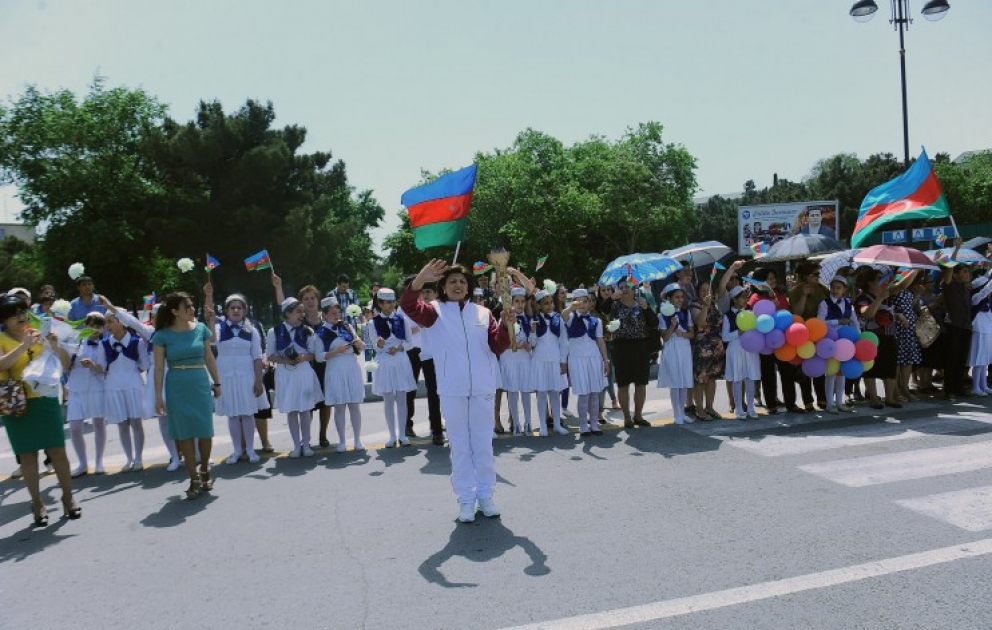 Baku 2015 flame in Sumgayit VIDEO