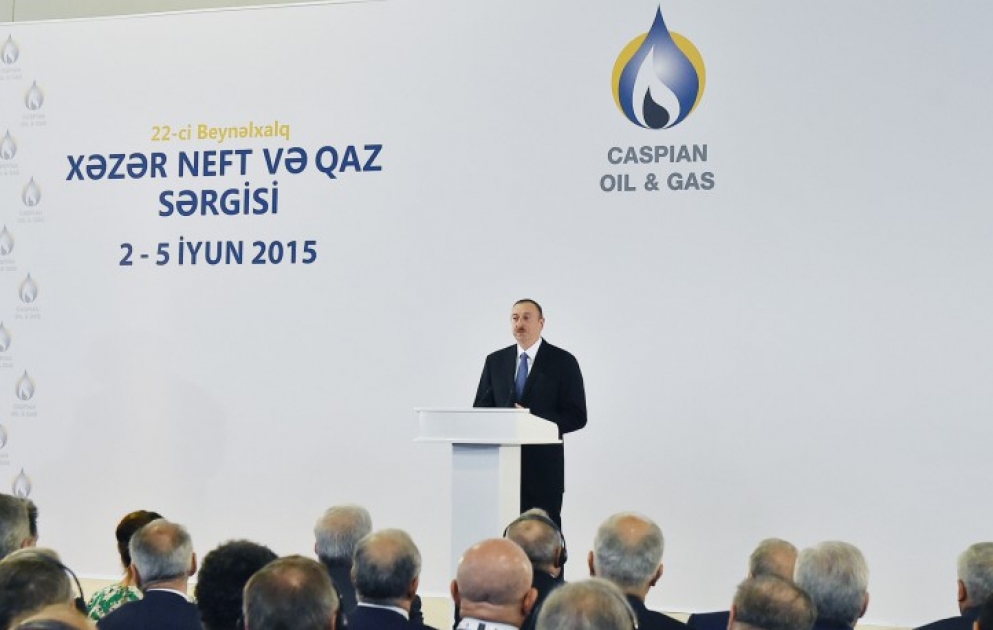 Le Président Ilham Aliyev à l’ouverture du XXIIe Salon international « Le pétrole et le gaz de la Caspienne-2015» à Bakou VIDEO