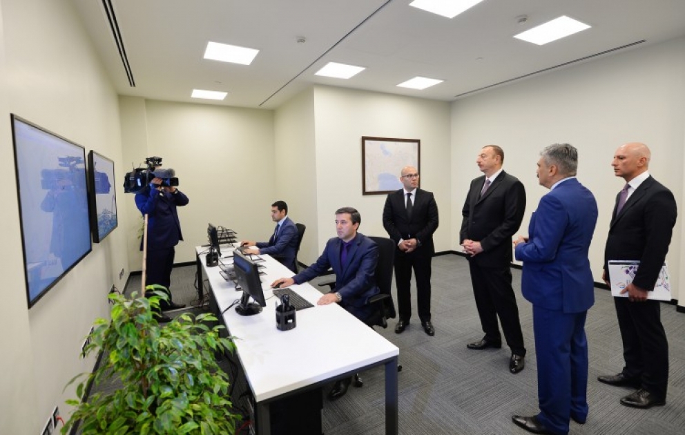 Prezident İlham Əliyev ilk Avropa Oyunları üçün avtobus deposu və təlim mərkəzinin açılışında iştirak edib VİDEO
