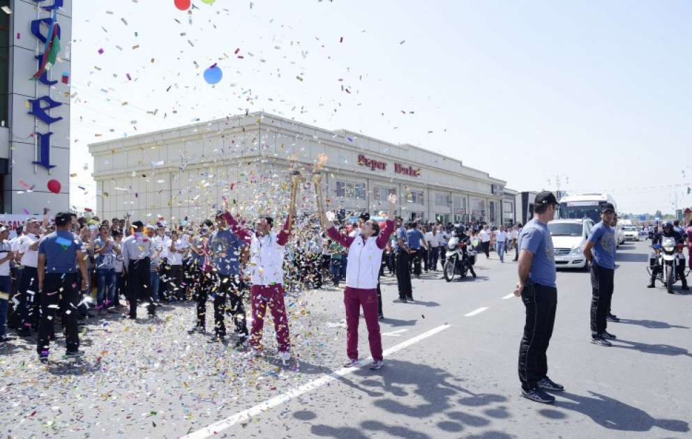 Fackel der ersten Europaspiele „Baku-2015“ in Khachmaz VIDEO