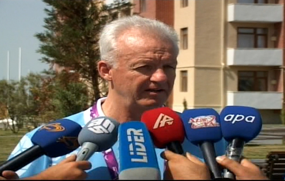 Saymon Kleq: Mingəçevirdə yarış iştirakçıları üçün yaradılan şərait Bakıda olan şəraitdən heç də geri qalmır VİDEO