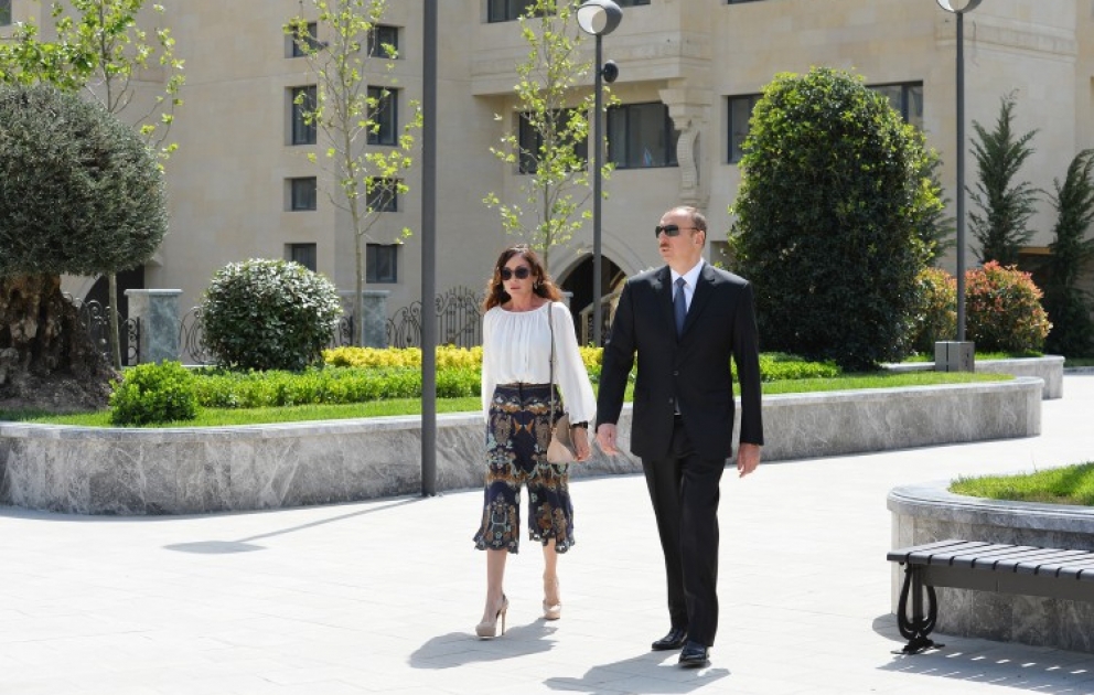 Präsident Ilham Aliyev hat einen neu angelegten Park besucht VIDEO