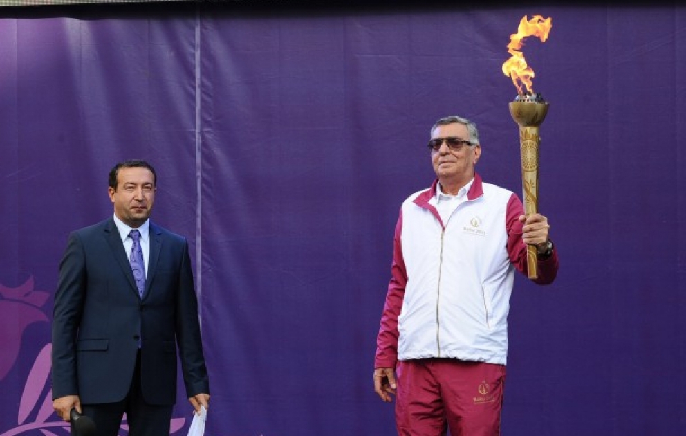 “Bakı-2015”-in Atletlər Kəndində Azərbaycan və Avropa Olimpiya Komitəsinin bayraqları qaldırılıb VİDEO