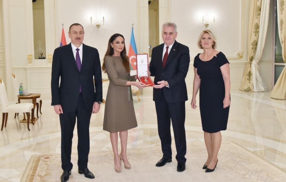 Treffen des Präsidenten von Aserbaidschan Ilham Aliyev mit seinem serbischen Amtskollegen Tomislav NikolićFirst Lady Mehriban Aliyeva wurde mit dem Orden „Sretenjski“ von Serbien ausgezeichnet VIDEO