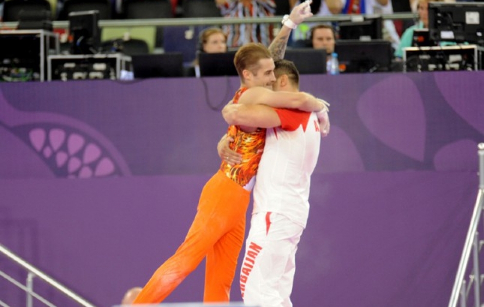 Azərbaycan gimnastı Oleq Stepkonun 5 medalı! Beşincisi qızıl olduBununla da komandamızın qazandığı qızıl medalların sayı 14-ə çatdı VİDEO